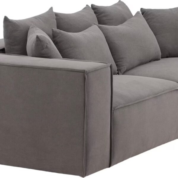 48d7643e-8395-4590-86b3-b44d5f5b53f9_cropped.jpg_1440