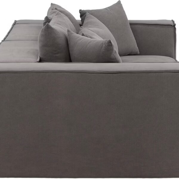 55efdbf8-5cf9-4010-8a59-67ea33c54685_cropped.jpg_720